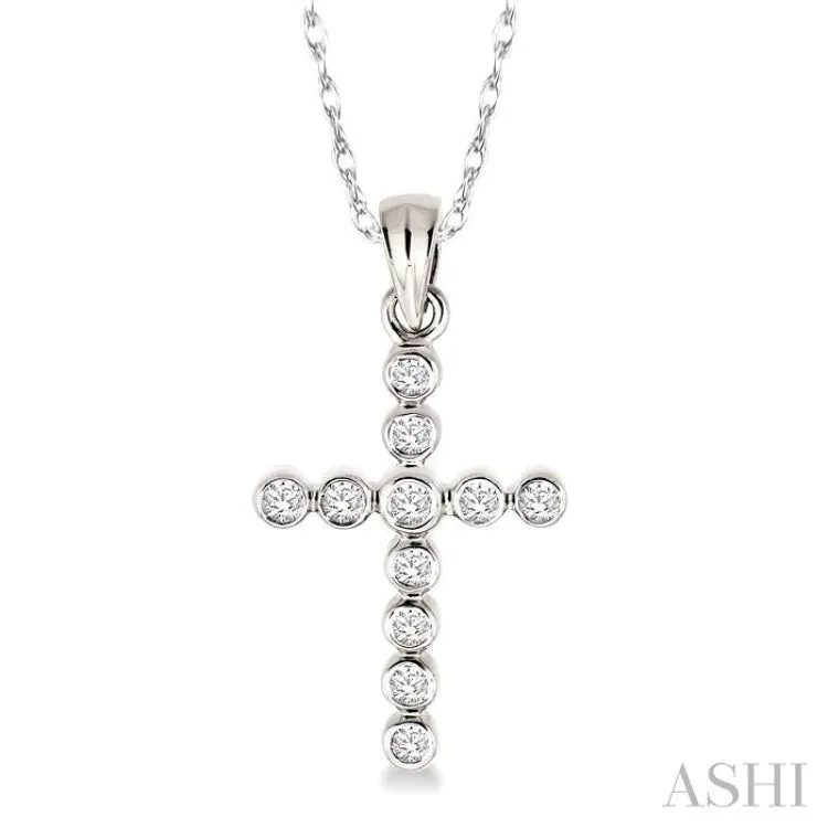 1/4 ctw Round Cut Diamond Cross Pendant in 14K White Gold with Chain