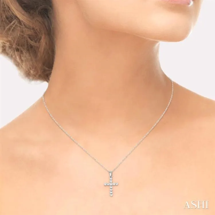 1/4 ctw Round Cut Diamond Cross Pendant in 14K White Gold with Chain