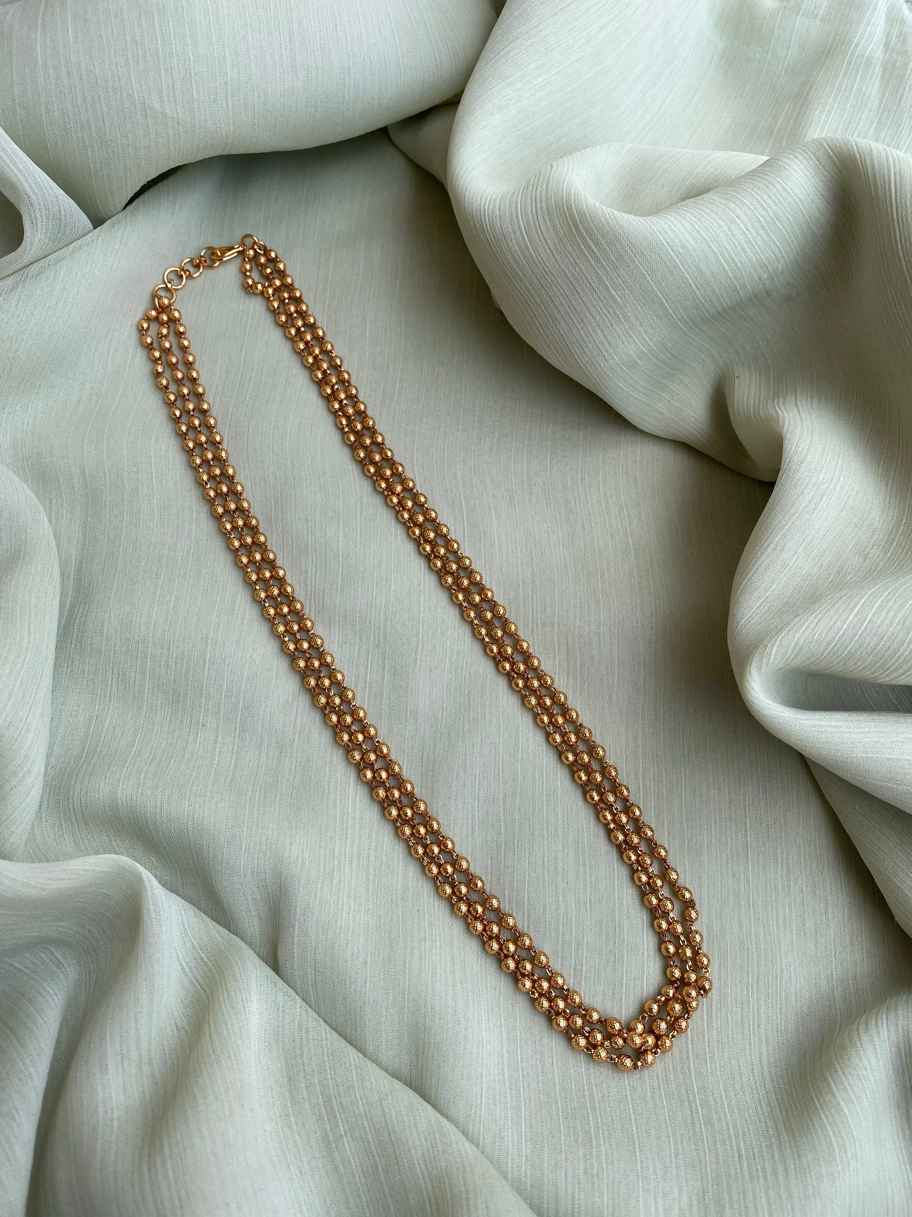 3 line Gold pearl Short chain