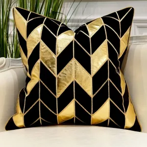 Avigers 18 x 18 Inches Black Gold Striped Cushion Case Luxury European Throw Pillow Cover Decorative Pillow for Couch Living Room Bedroom Car