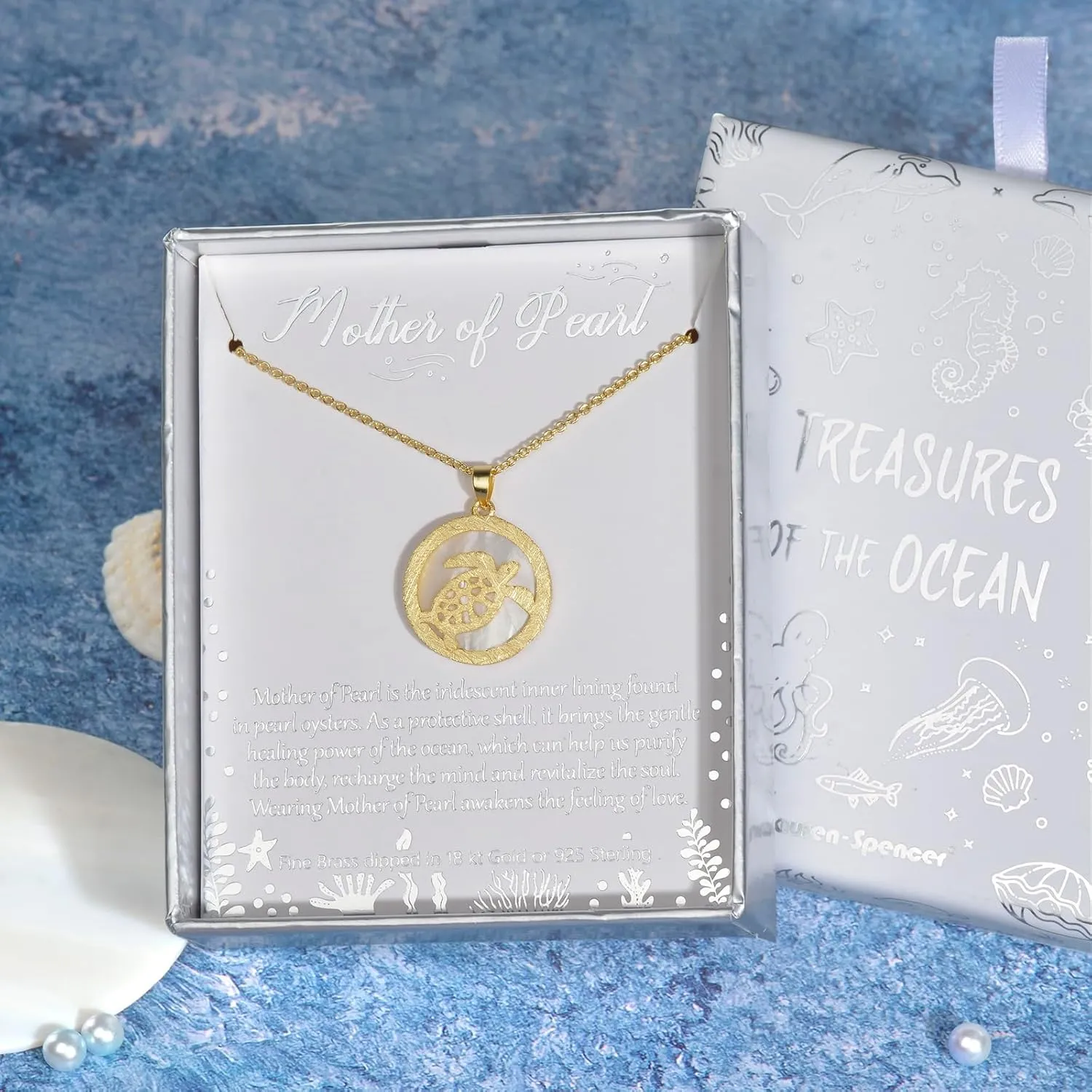 Beach Necklace for Women Dainty Gold Silver Plated Round Mother of Pearl Shell Pendant Cute Stingray Sea Turtle Starfish Necklace for Women Summer Beach Jewelry Gift