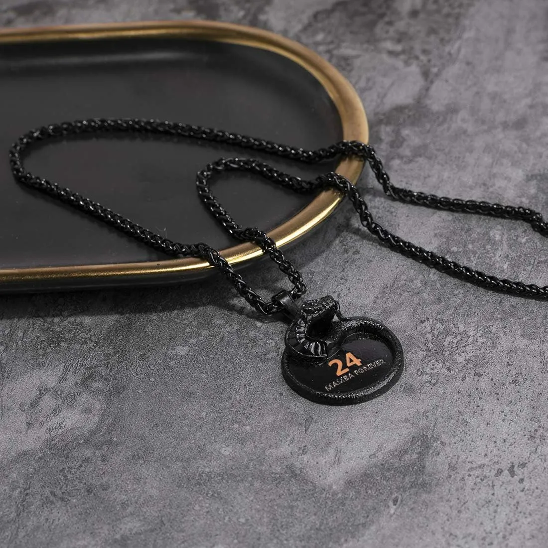Black Mamba Memorial Pendant - Basketball Star Snake Necklace for Men & Women, Mamba Forever Tribute Jewelry