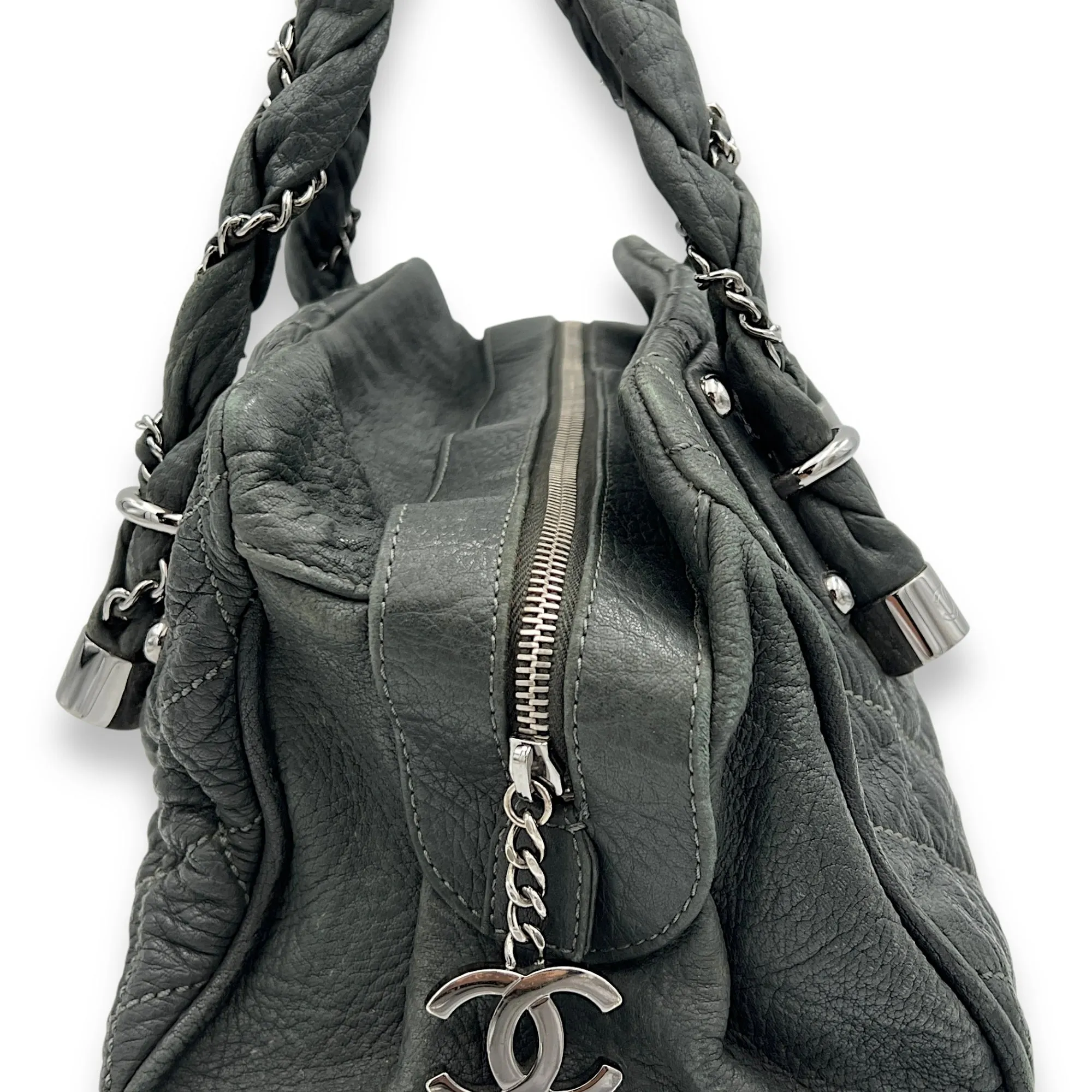 Braid Bowler Grey Top Handle Bag in Distressed Leather, Ruthenium hardware
