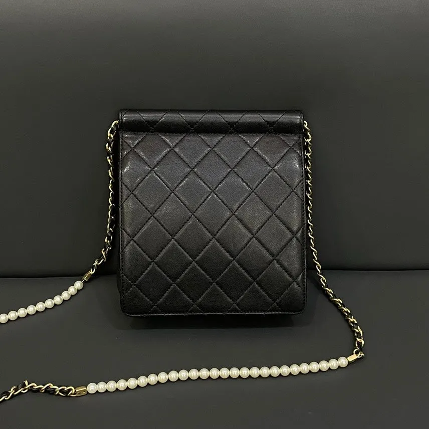 Chanel Quilted Black Shoulder Bag Pearl Chain HY107