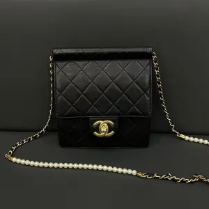Chanel Quilted Black Shoulder Bag Pearl Chain HY107