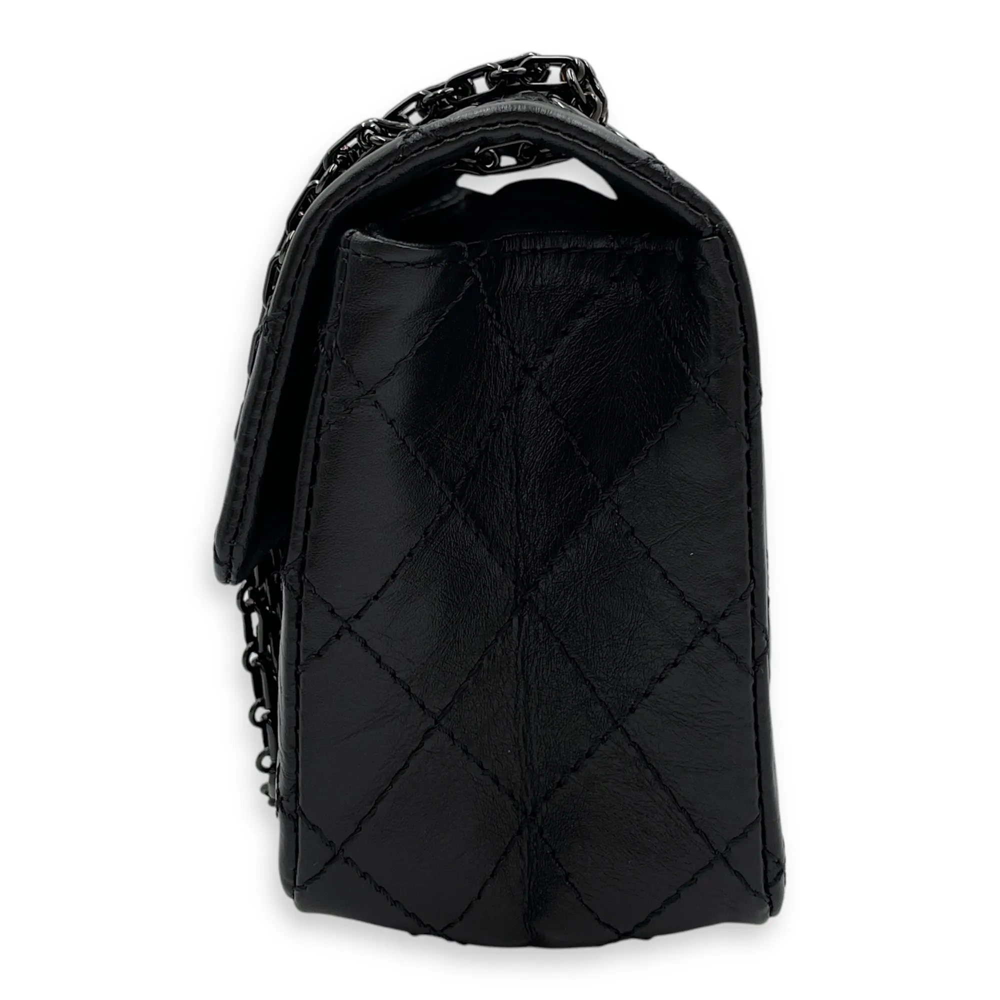 Classic Reissue 2.55 Mini SoBlack Shoulder Bag in Distressed Leather, Gunmetal hardware