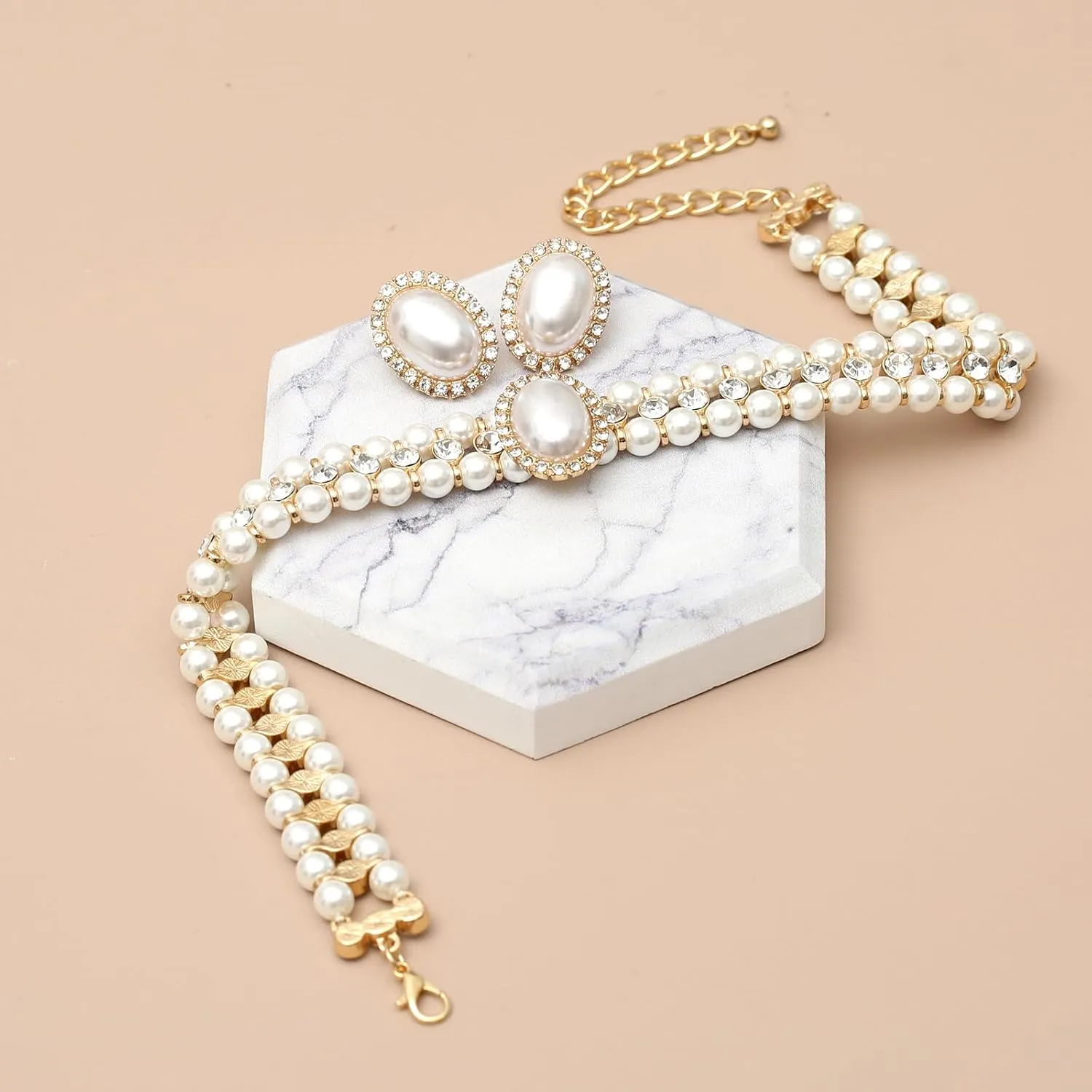 Costume Layered Twisted Gold Pearl Necklace Choker Chunky Glass Statement Pearl Necklace and Earring set, good gift for women Faux pearl necklace set imitation pearl necklace and earring