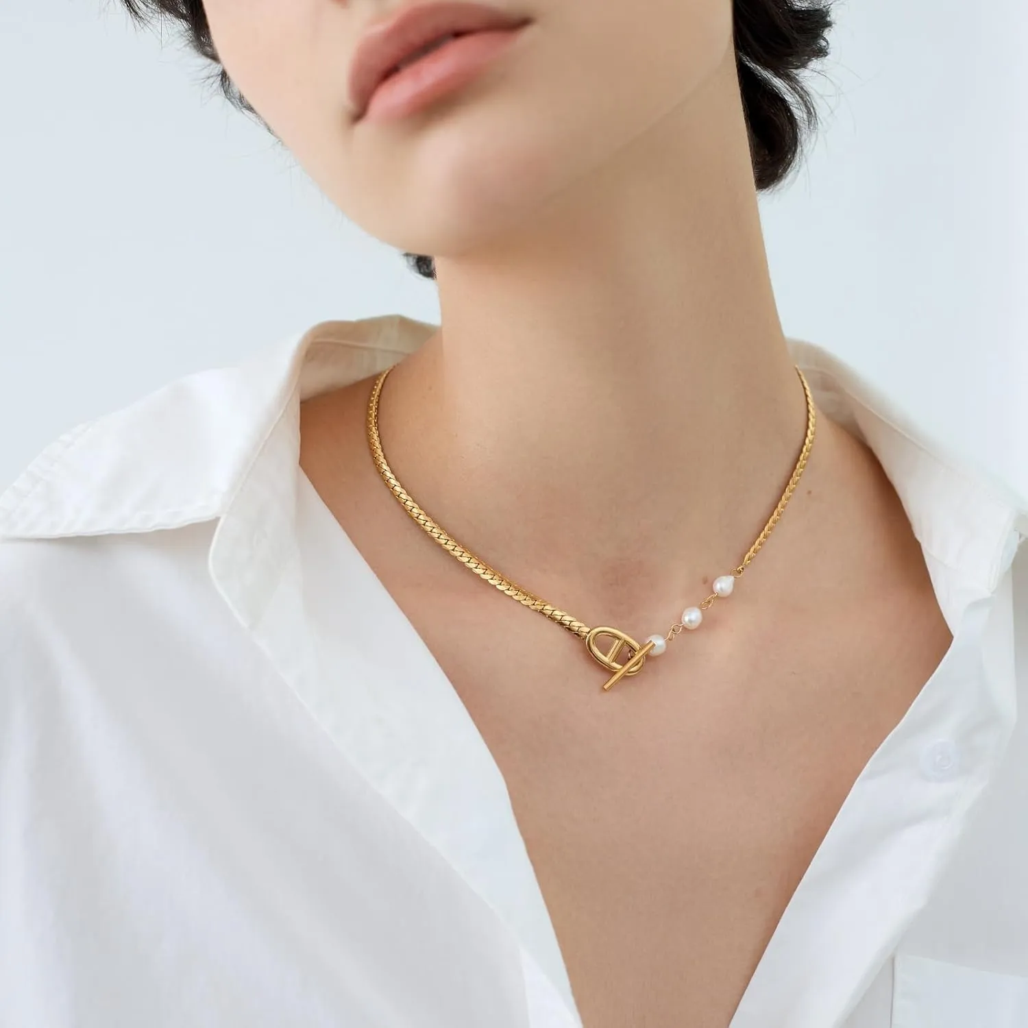 DASIQI Necklaces for Women Double D Letters Freshwater Pearl Splicing OT Toggle Clasps 15" Flat Chain