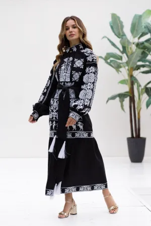 Elegant embroidered Black kaftan Vyshyvanka Bohemian holiday gown