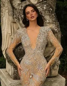 ELIZABETH DIAMOND DETAILED GOWN