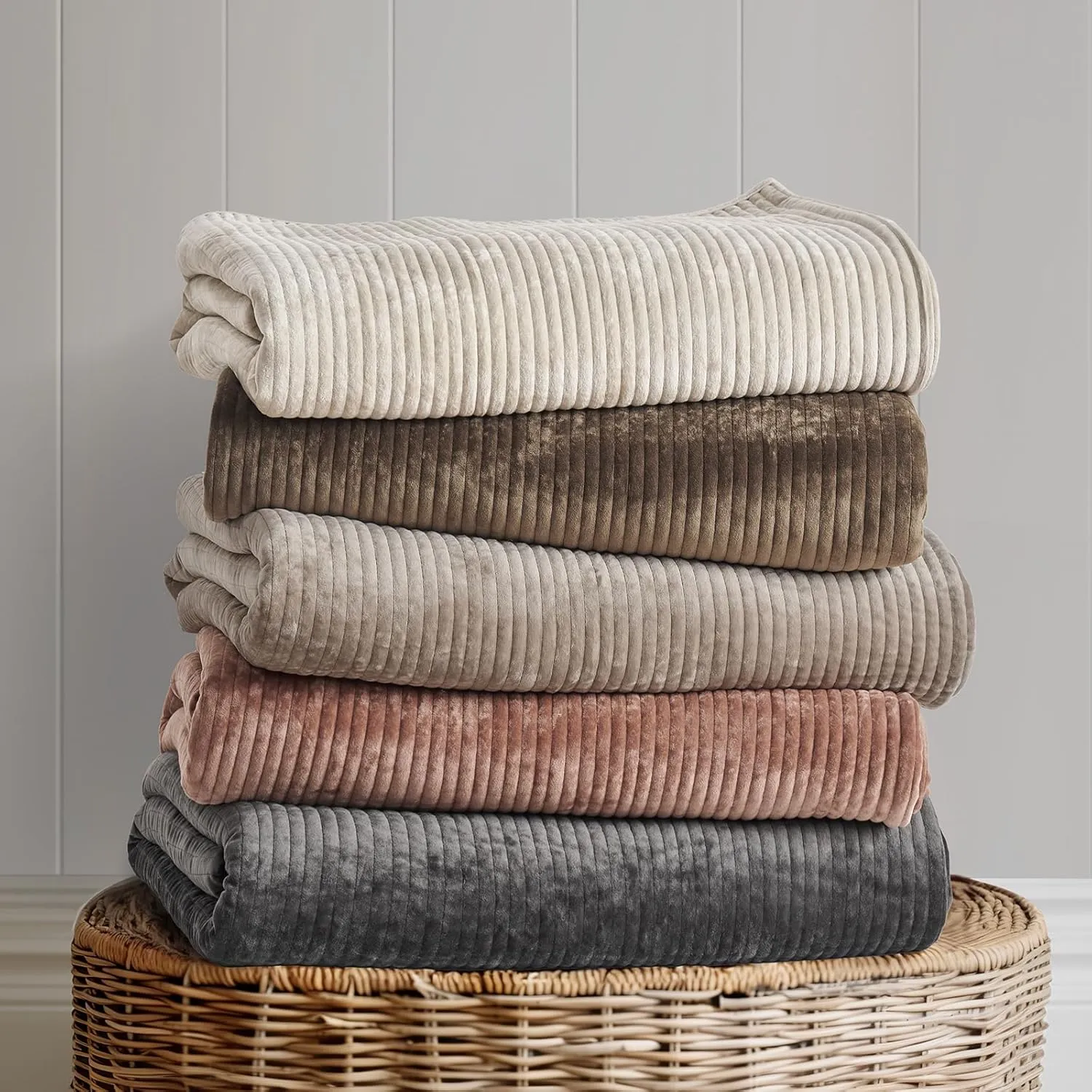 EVERGRACE Velvet Quilt Set Queen Size, Luxurious Soft Bedding Sets, Lightweight Velvet Comforter for All Season, Striped Channel Bedspread Coverlet with 2 Shams, Terracotta Clay