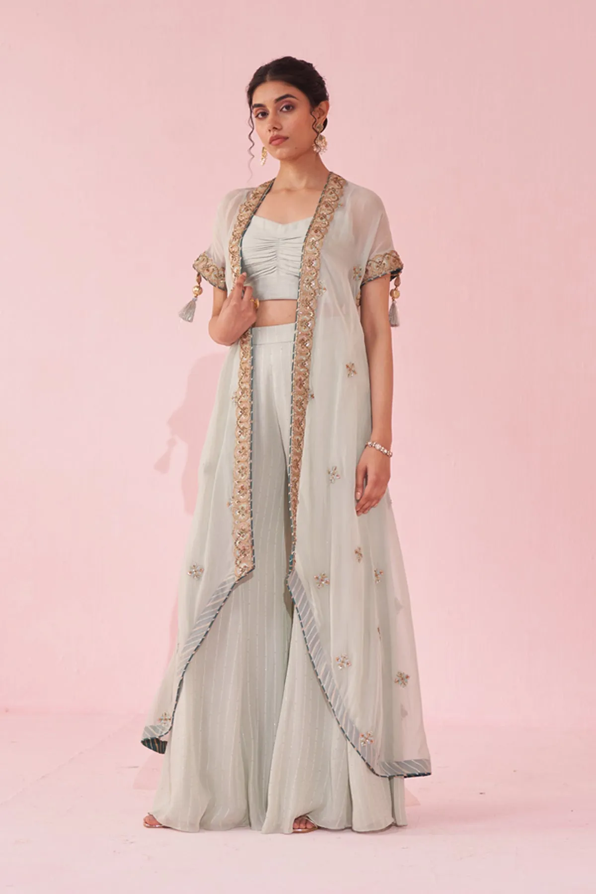 GULDANA PALE BLUE CAPE SET