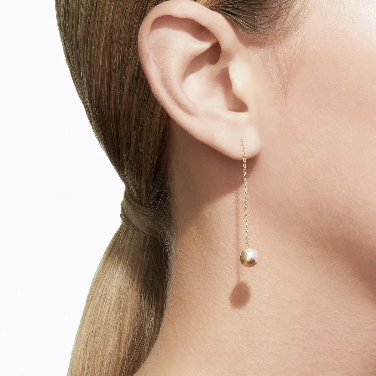 Half Pearl Chain Earring 135°