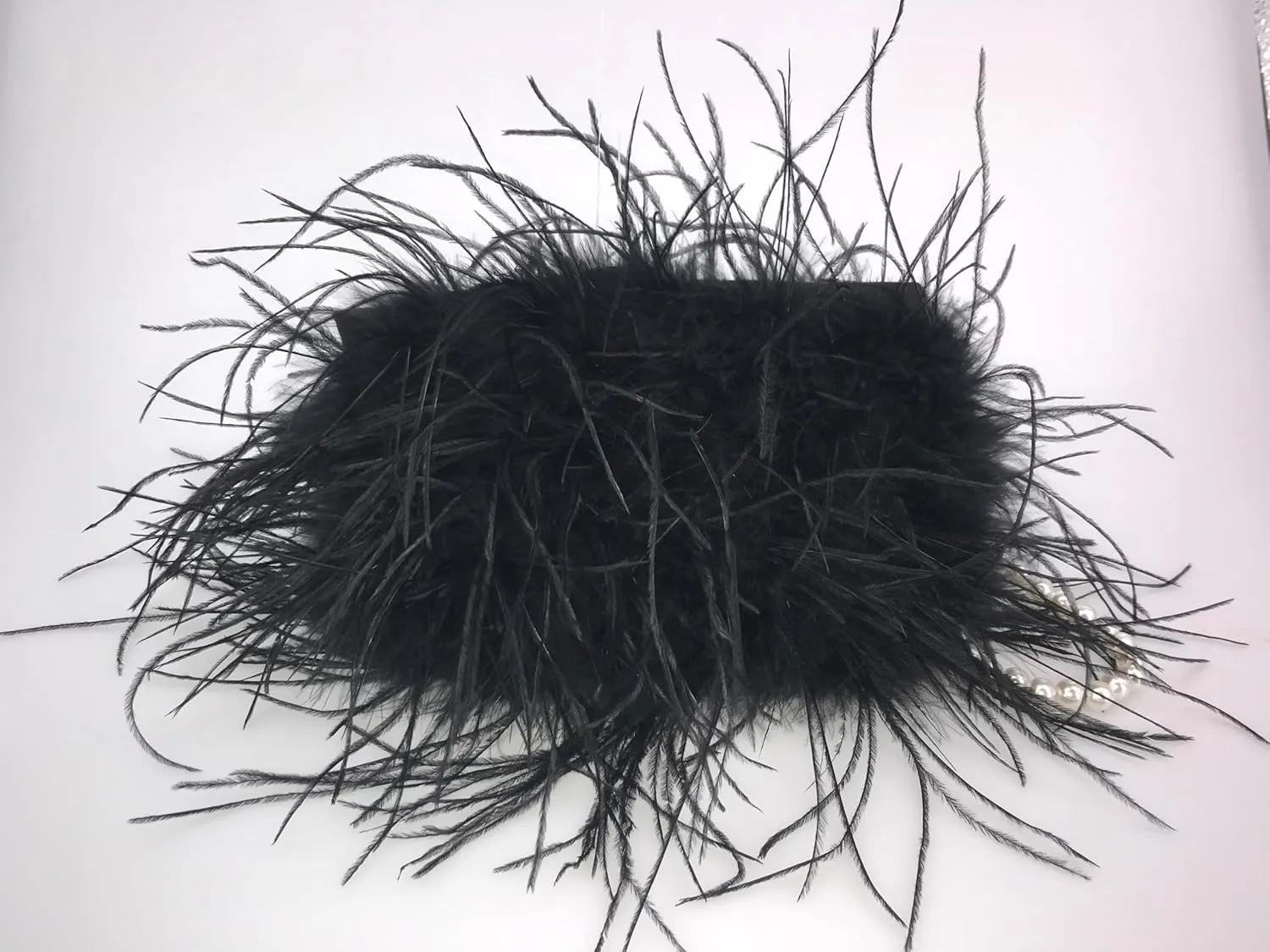 LVCOMEFF Women Ostrich Feather Clutch Mini Purse with Pearl Chain Small Handbag Furry Luxurious Party