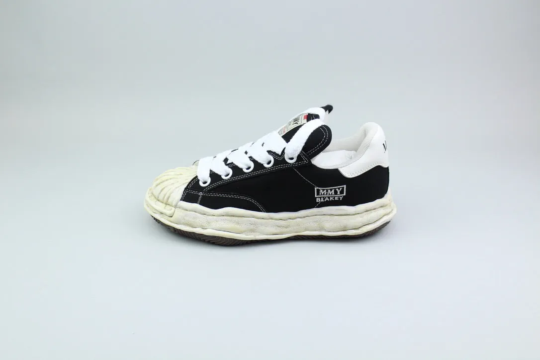 Maison Mihara Yasuhiro Canvas Low Distressed Midsole 'Black/White'