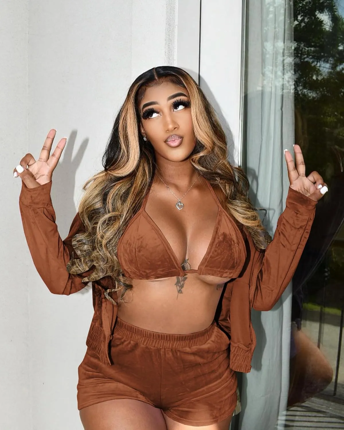MOEENCN Women Sweatsuits Sets 3 Piece Outfits, Velvet Tracksuit Long Sleeve Hooded Zipper Jacket and Velvet Shorts Send Bra