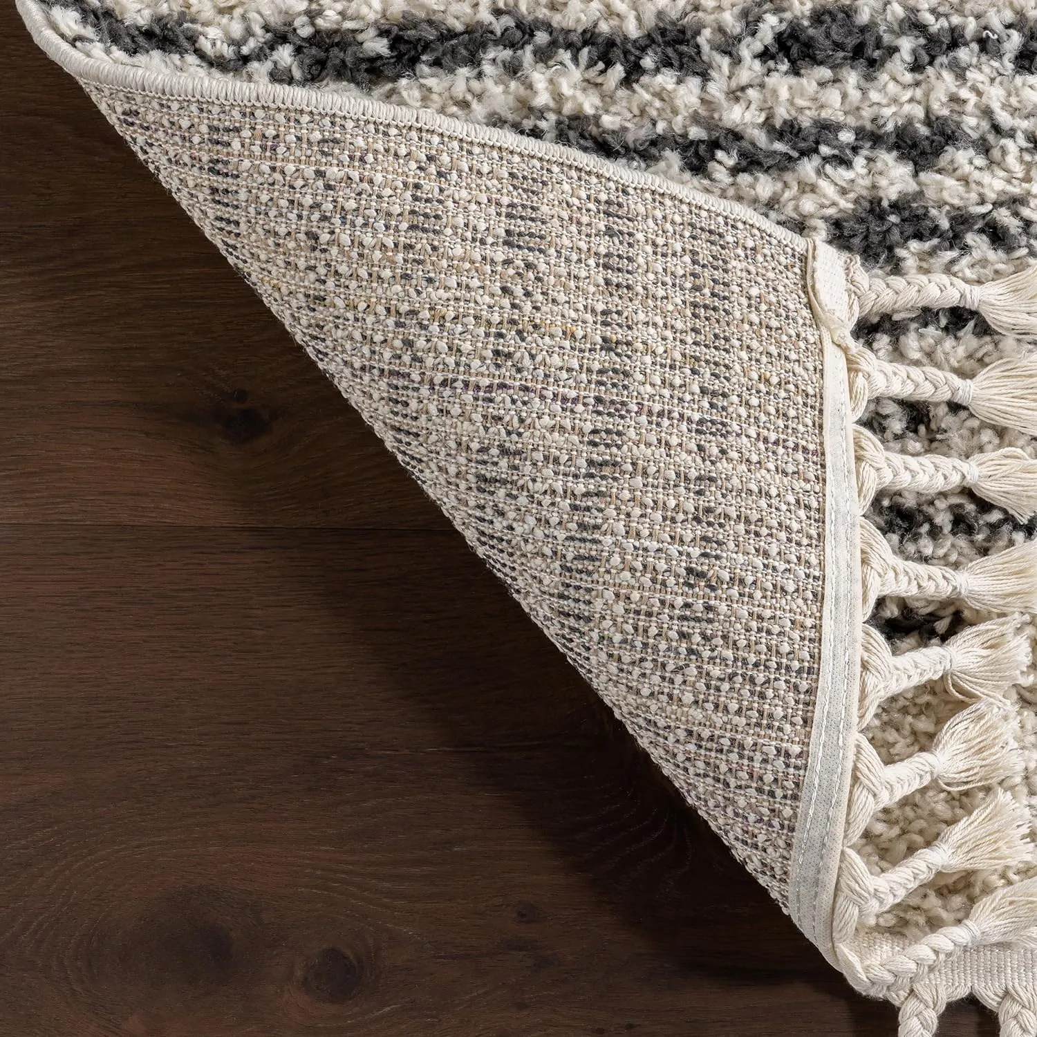 nuLOOM Bria Moroccan Shag Tasseled Area Rug - 2x12 Runner Shag Rug Modern/Contemporary Off-White/Charcoal Rugs for Living Room Bedroom Dining Room Nursery Entryway Hallway