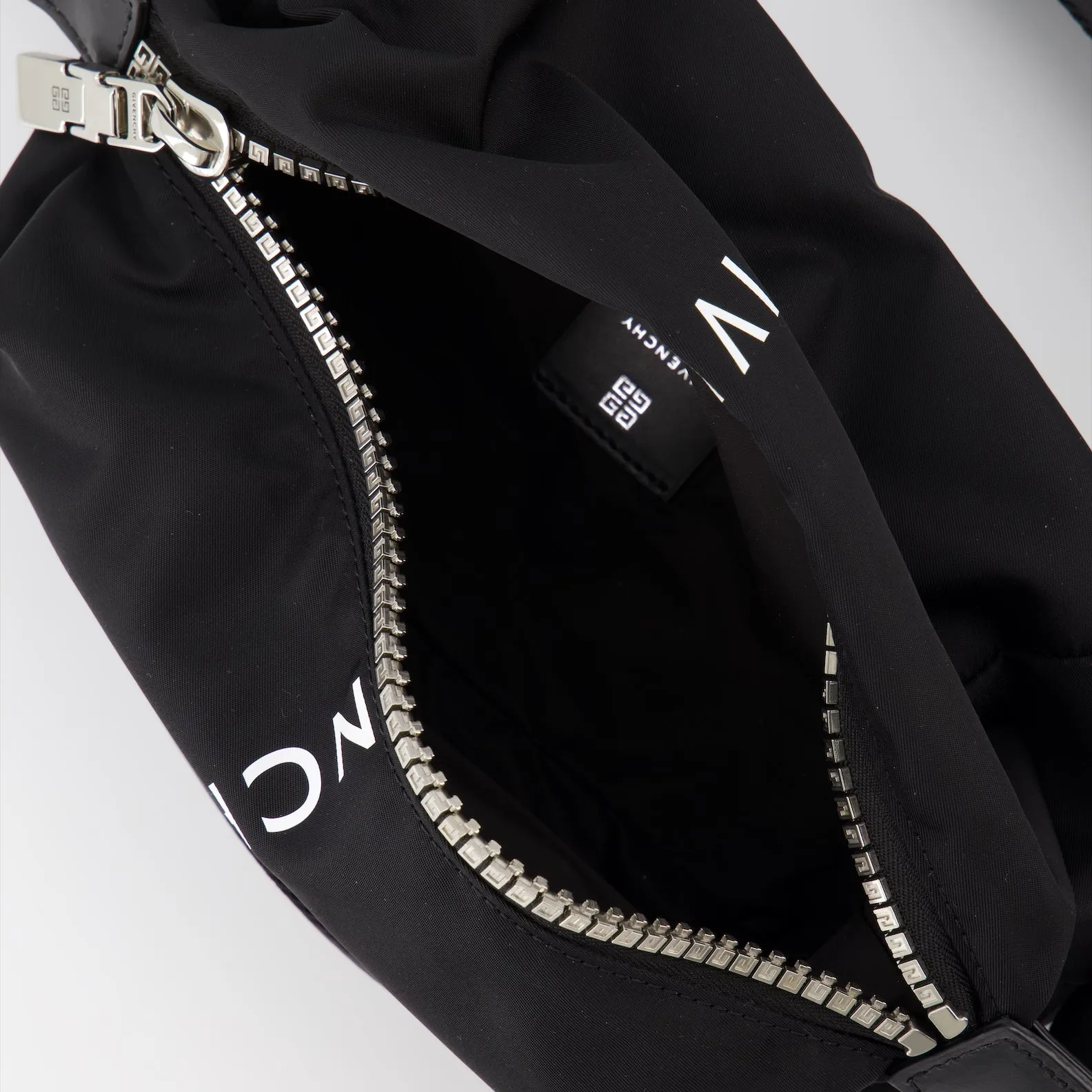 Nylon G-Zip Bag