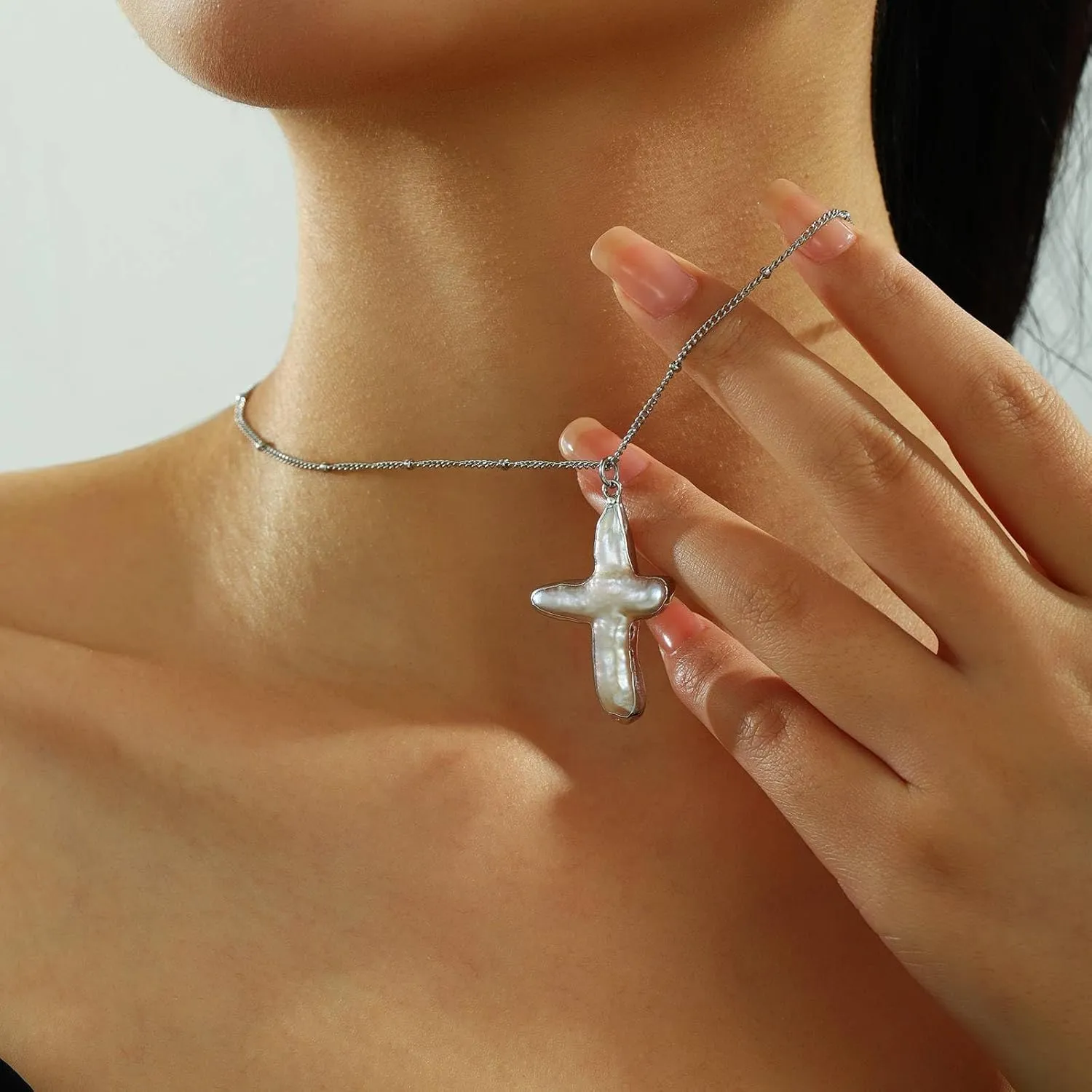 Pearl Cross Necklace for Women Freshwater Natural Chunky Baroque Pearl Necklaces Big Gold Cross Necklace Sideways Cross Christian Gifts for Women Men Trendy Jewelry