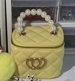 Pearl Hand Crossbody Chain Children's Bag