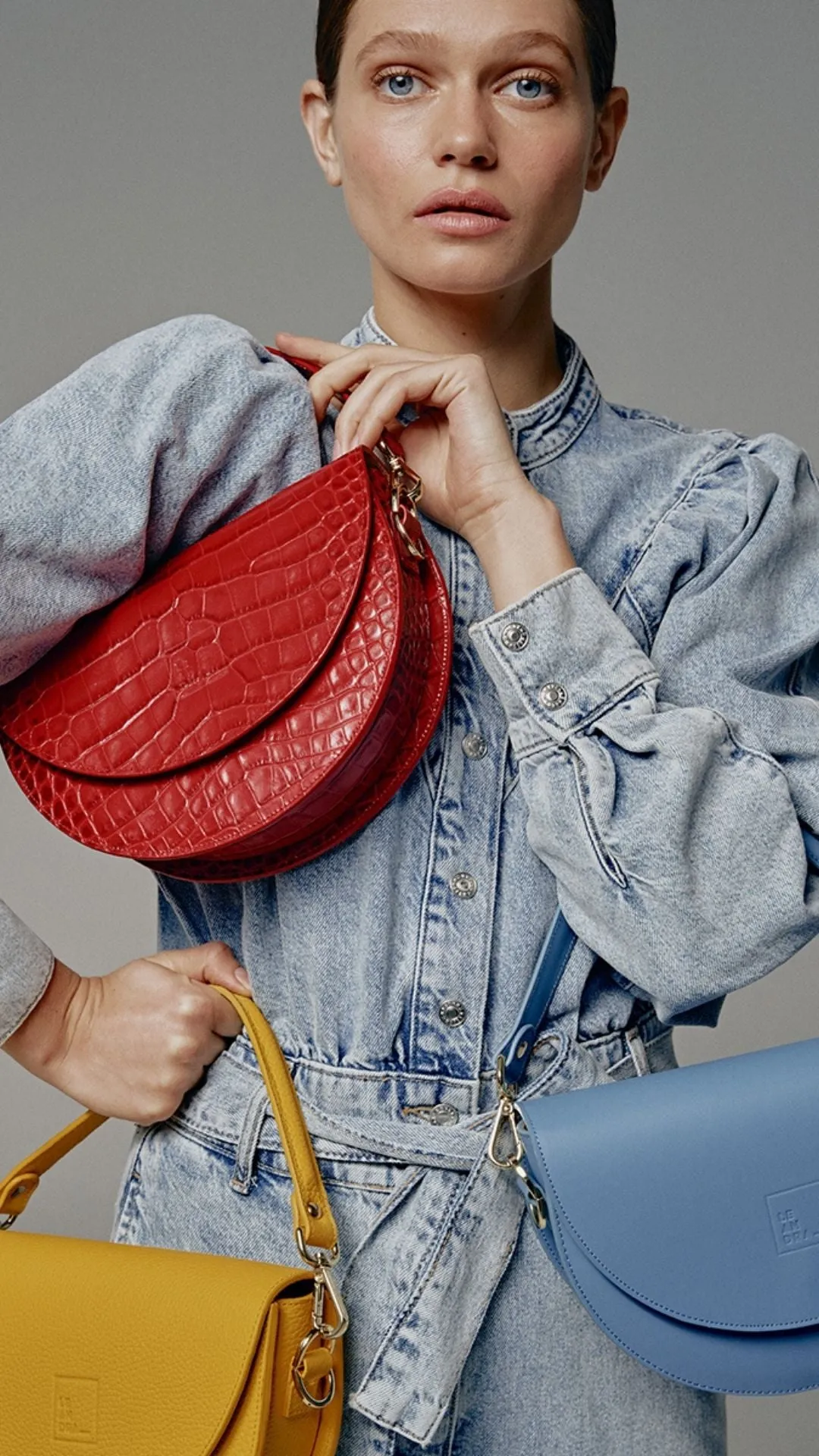 Saddle Croco Bag in Red