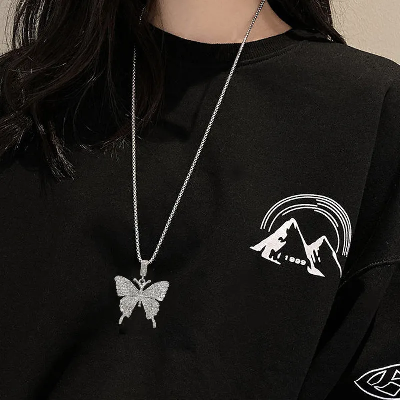 Silver Fishbone Fishbone Necklace With Diamonds Is Versatile And Simple