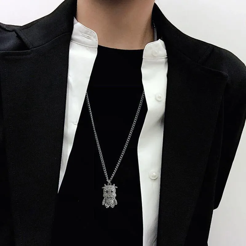 Silver Fishbone Fishbone Necklace With Diamonds Is Versatile And Simple
