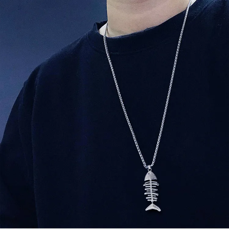 Silver Fishbone Fishbone Necklace With Diamonds Is Versatile And Simple