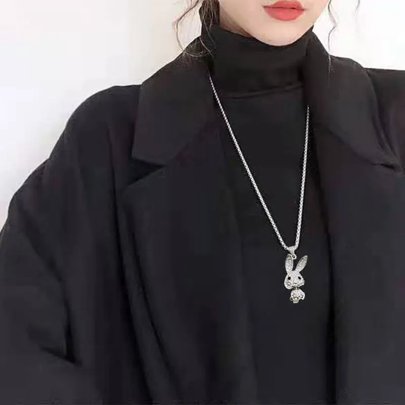 Silver Fishbone Fishbone Necklace With Diamonds Is Versatile And Simple