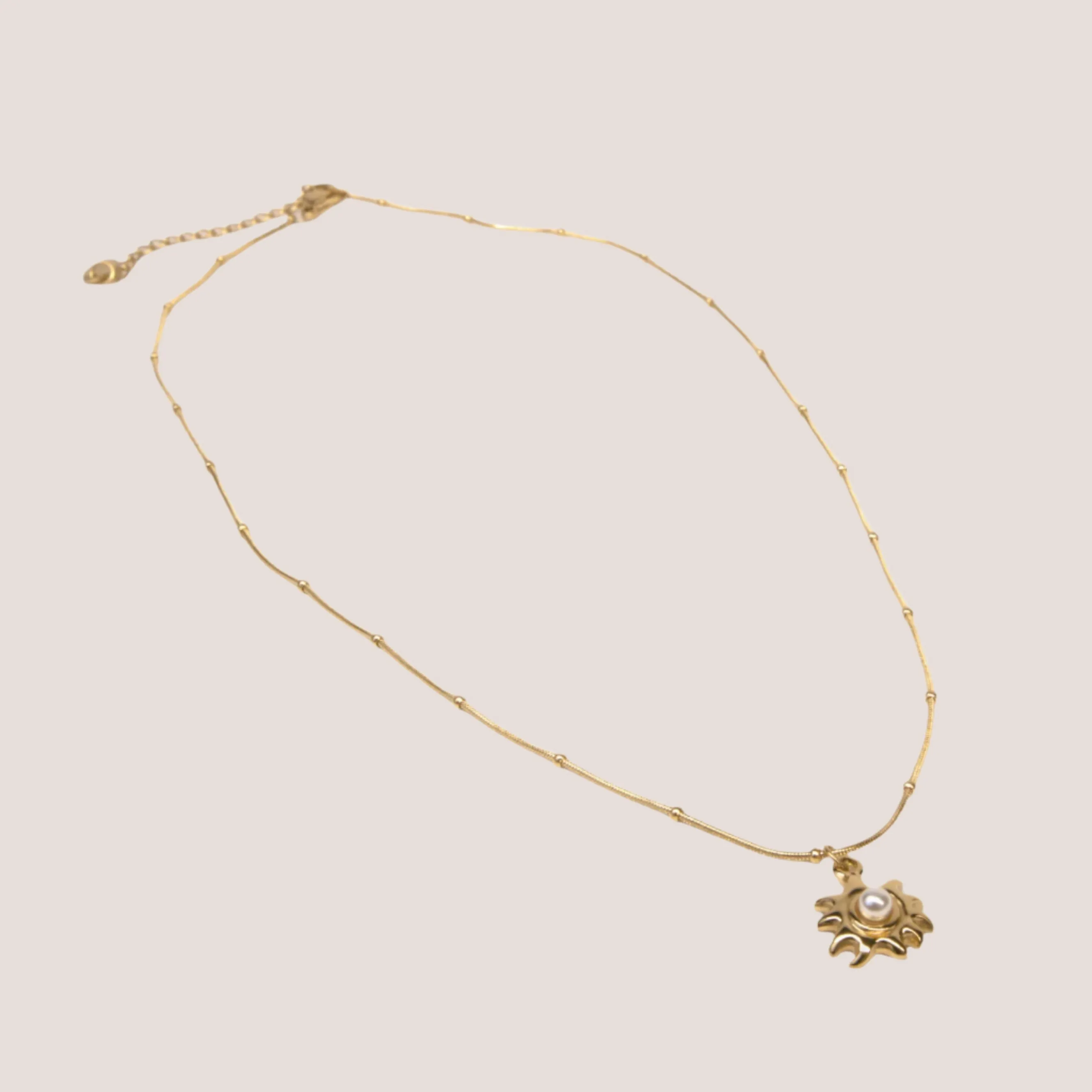SUN & PEARL NECKLACE