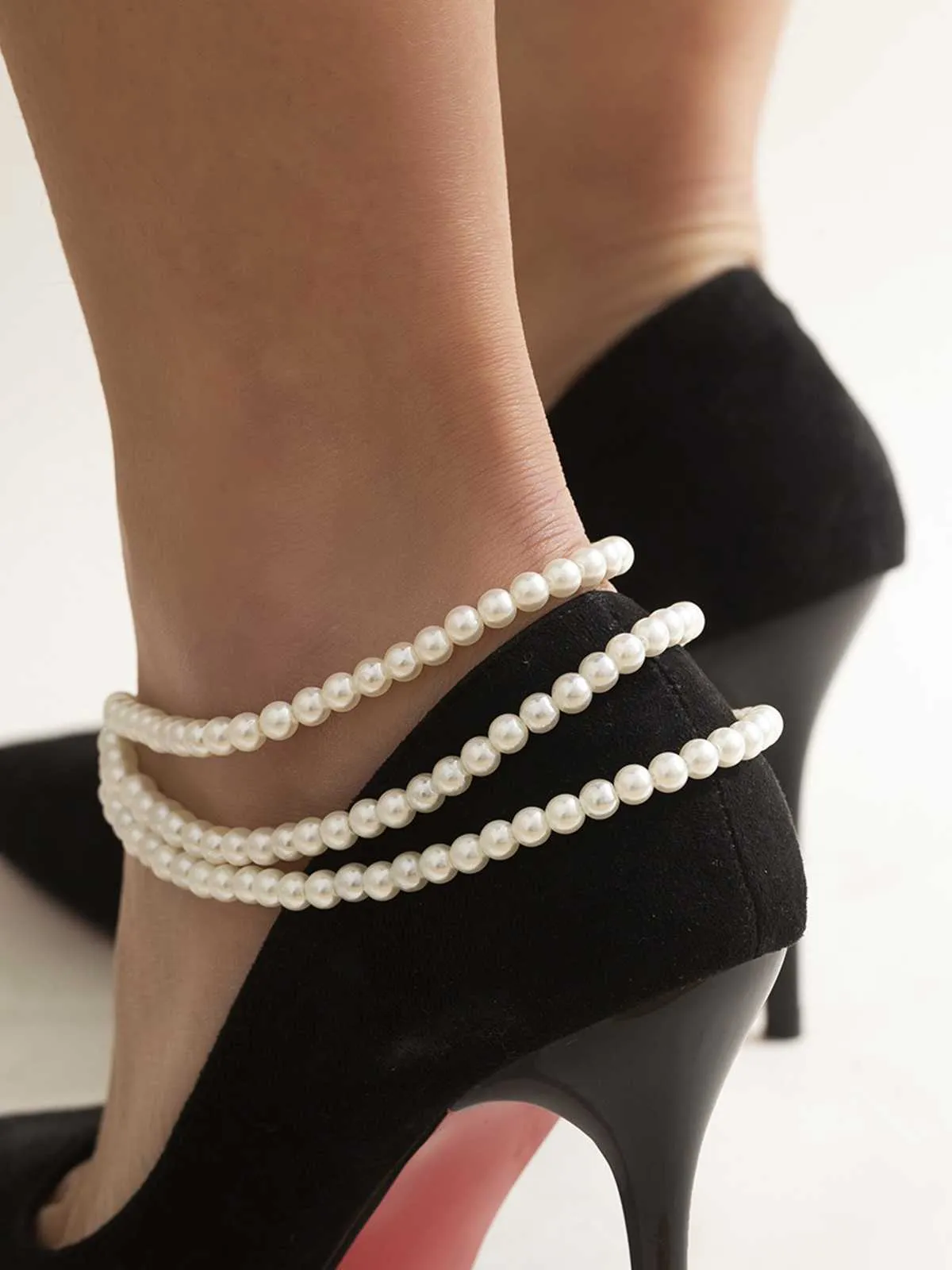 White Pearl Beaded Tassel Anklet