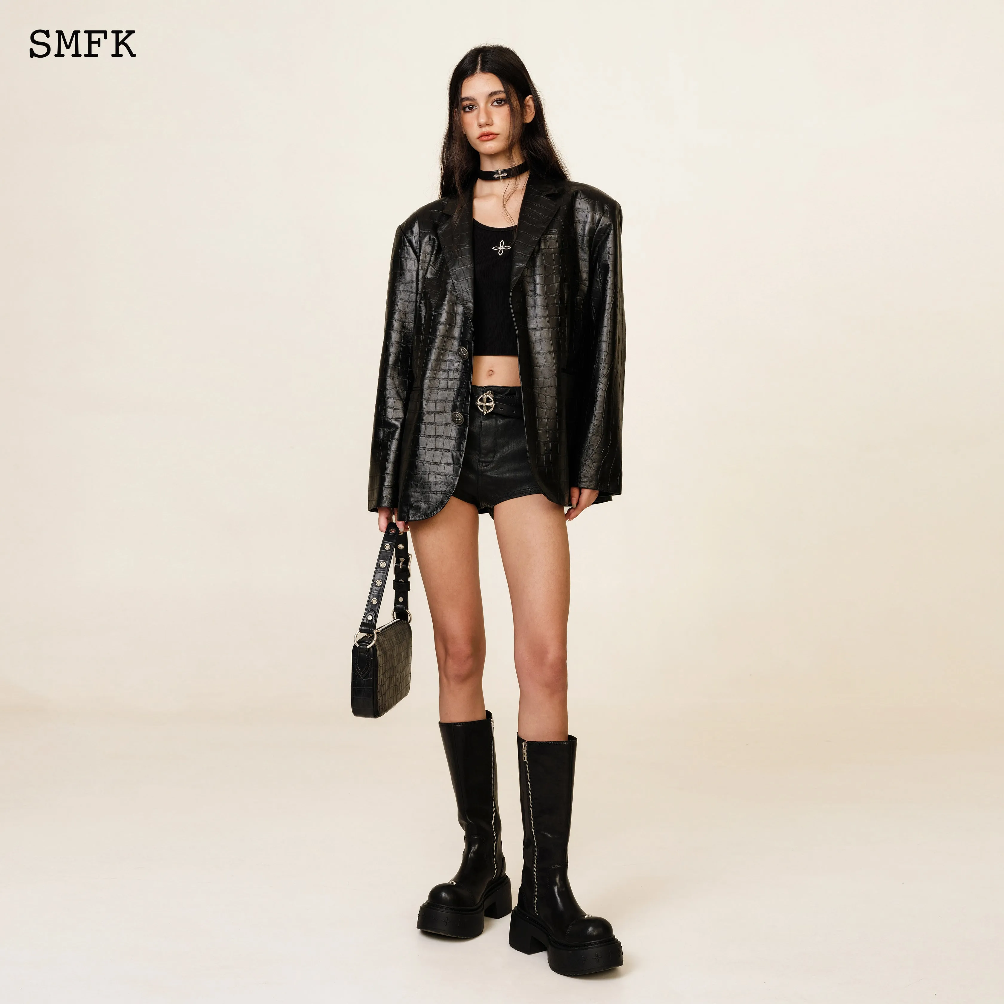 WildWorld Vintage Leather Black Crocodile Suit