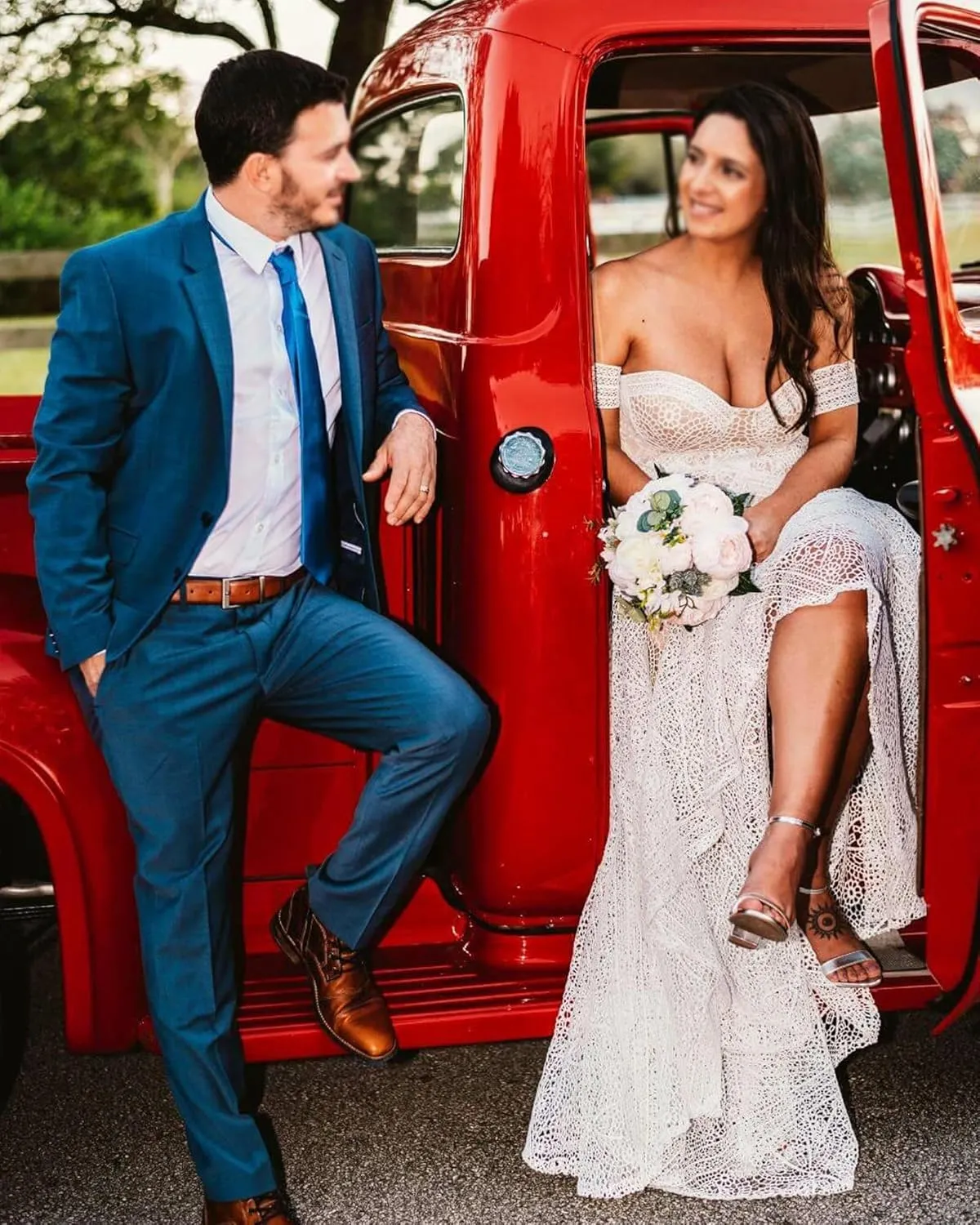 Women's Bohemian Wedding Dresses Sweetheart Mermaid Lace Bridal Gown