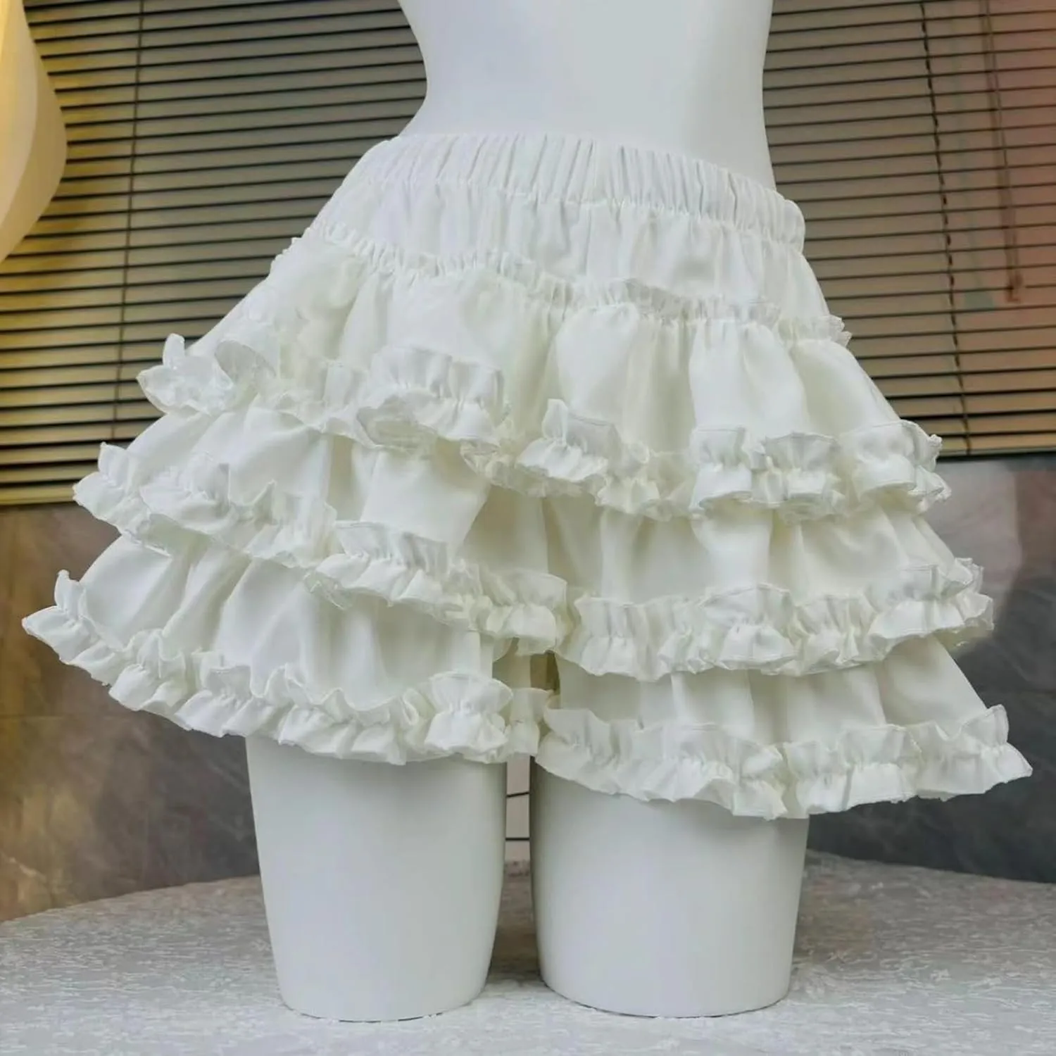 Womens Lolita Bloomers Retro Embossed Ruffles Pumpkin Pants Bottom Shorts