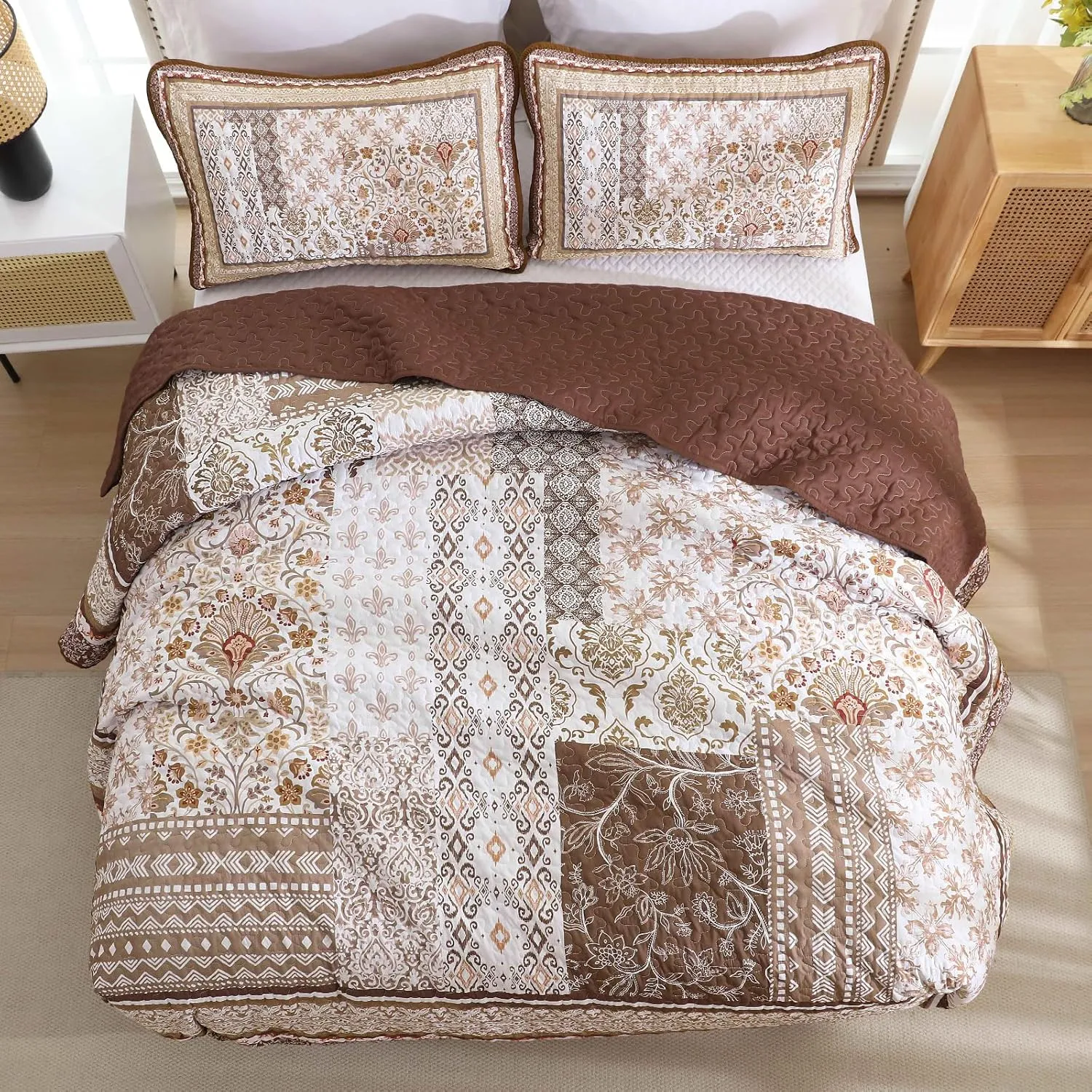 WONGS BEDDING Brown Quilt Set King Size, Boho Floral Pattern Bedspread Coverlet Set, Bohemian Patchwork Bedspreads Bedding Quilt Set for All Seasons (104"x90")