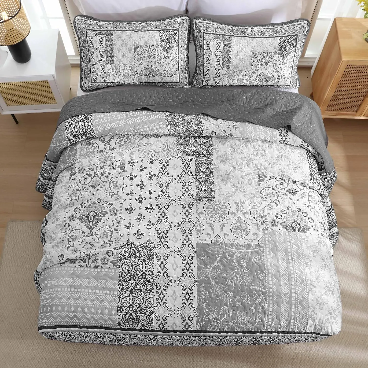 WONGS BEDDING Grey Quilt Set King Size,Bohemian Floral Patchwork Bedspread Coverlet Set, Soft 3 Pieces Boho Bedspreads Bedding Quilt Set for All Seasons (104"x90")