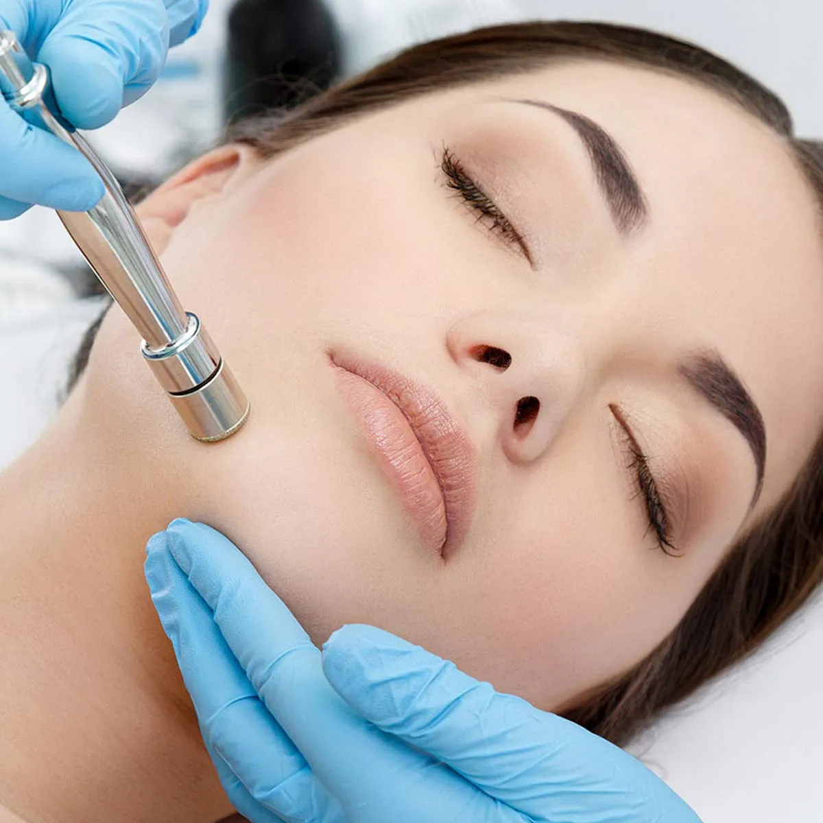 Yofuly Diamond Microdermabrasion Machine, 65-68cmHg Suction Power Professional Dermabrasion, Home Use Facial Skin Care Equipment
