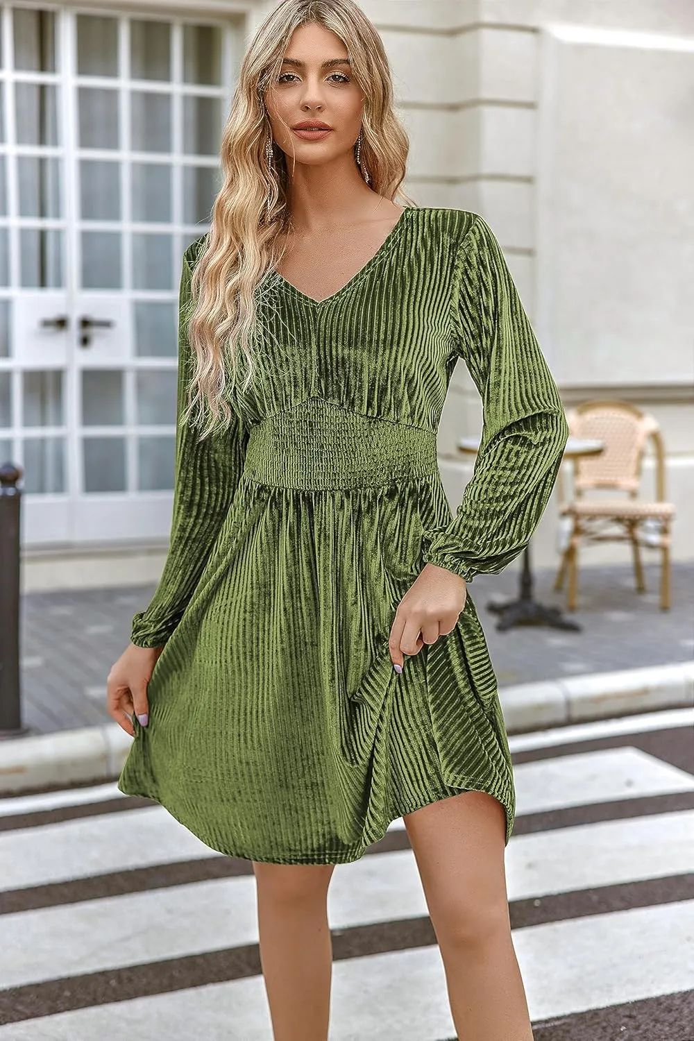 Zeagoo Womens Velvet Dress Sexy V-neck Long Sleeve Stretch Mini Party Cocktail Flared Dress