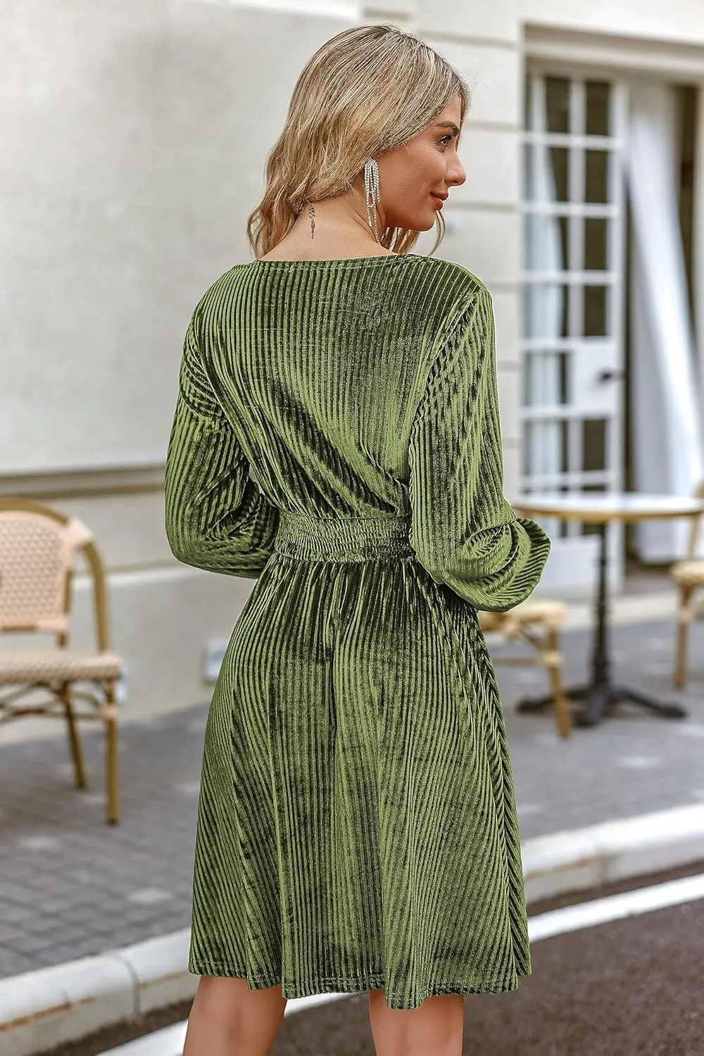 Zeagoo Womens Velvet Dress Sexy V-neck Long Sleeve Stretch Mini Party Cocktail Flared Dress